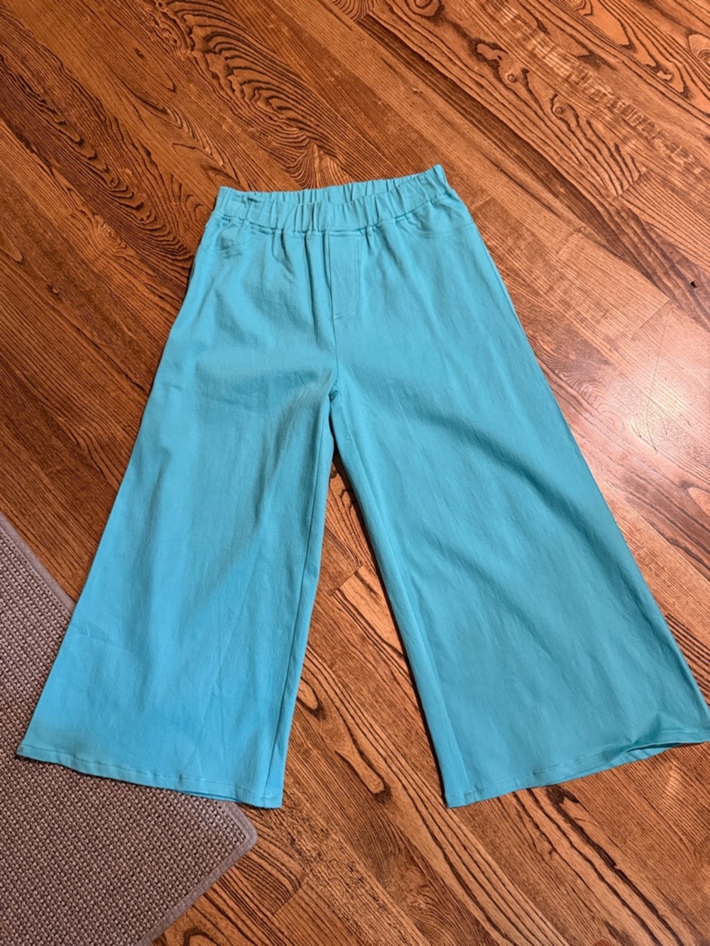 Umgee Ladies Wide-Leg Pull-On Bottoms in Aqua